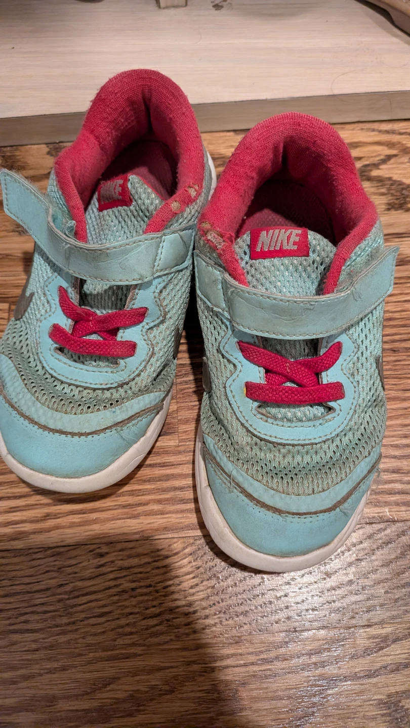 Two Pairs of Kids Sneakers - photo 2