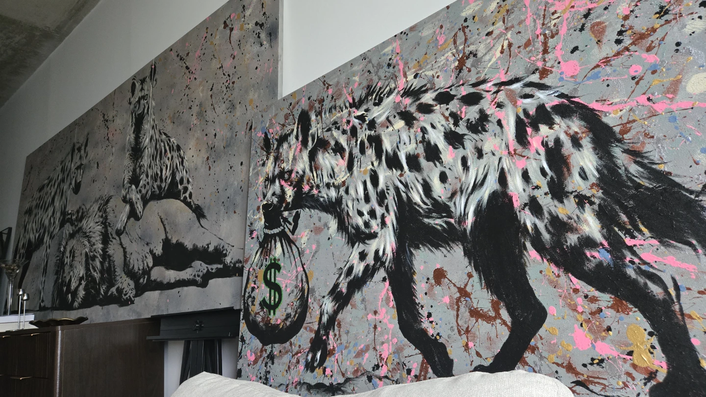 Large Hyena & Lion Wall Art - photo 2