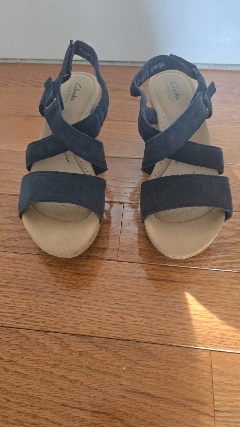 Clarks Collection Navy Wedge Sandals size 10 🏈 - photo 3