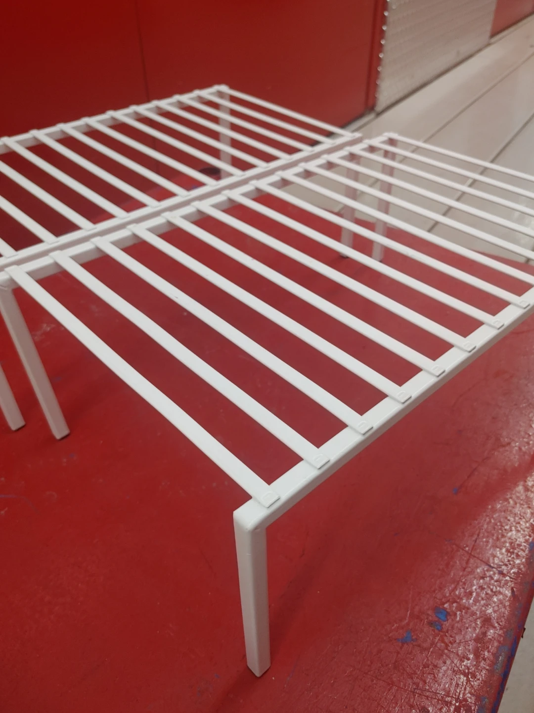Set of 2 White Wire Shelving Units - photo 2