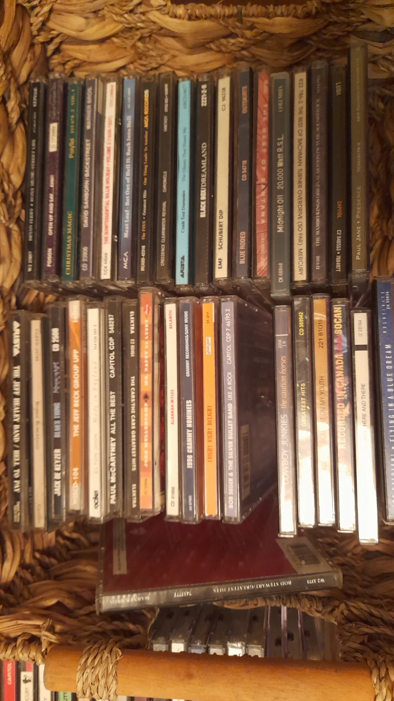 Large collection of assorted music CDs - photo 5