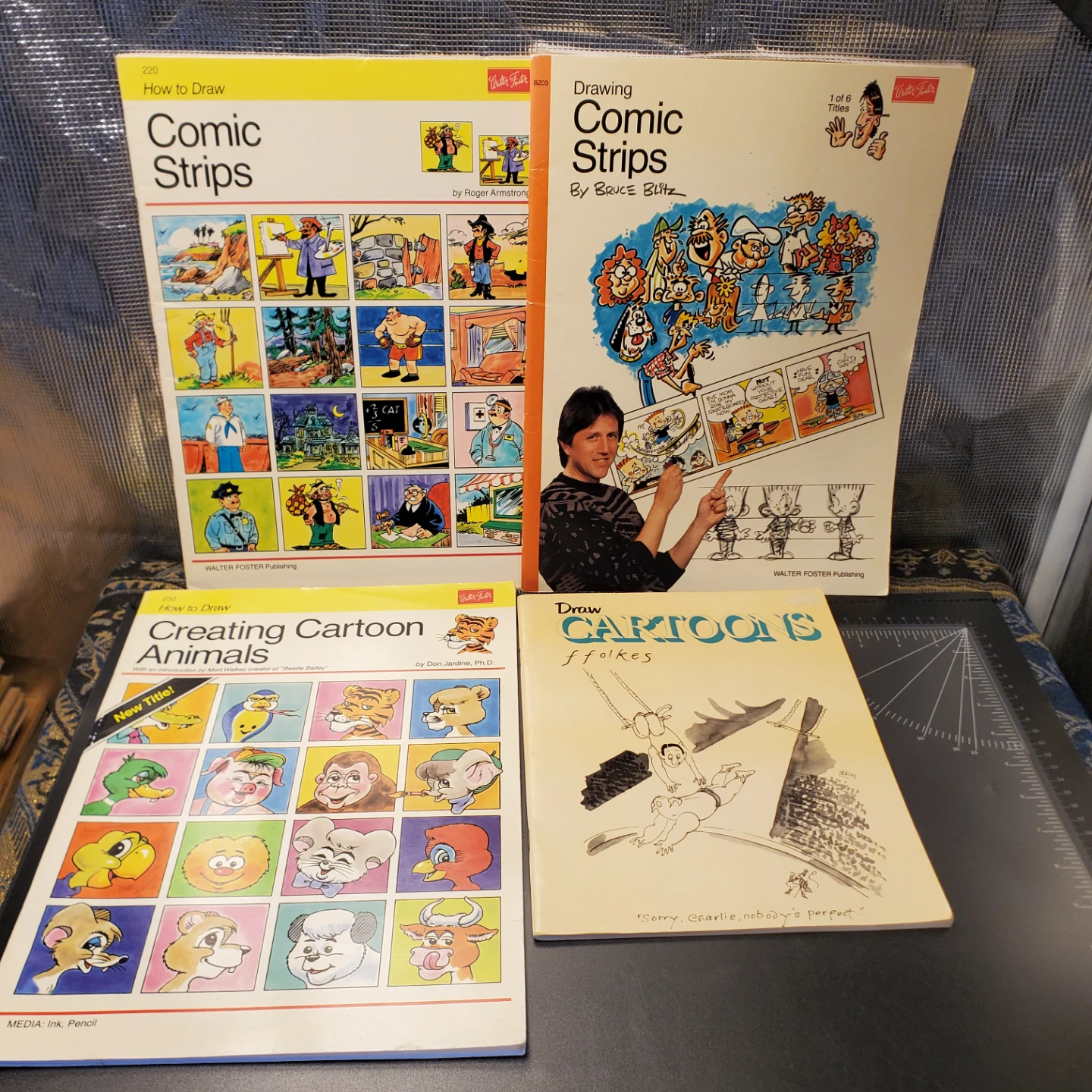 Set of 4 How to Draw Books