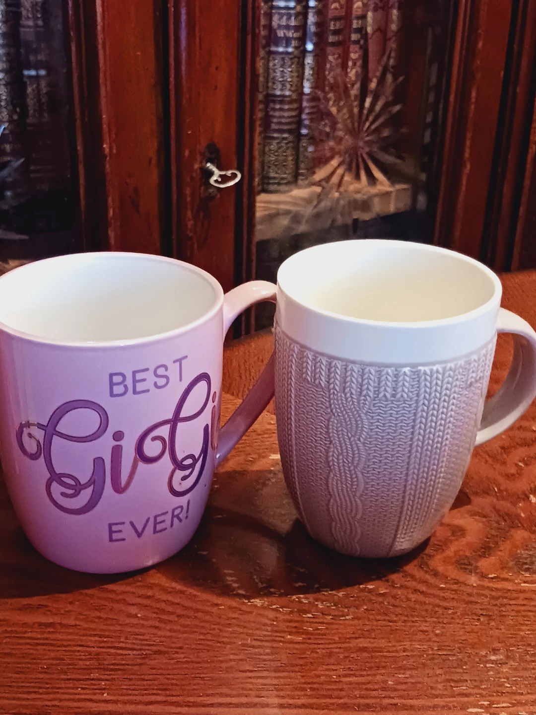 $3 EACH !!  2 × Decorative Coffee Mugs. New. - photo 2