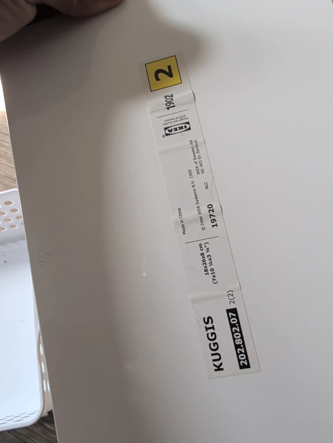 Four plastic  Storage Baskets annd one Ikea bastek with lid. - photo 2