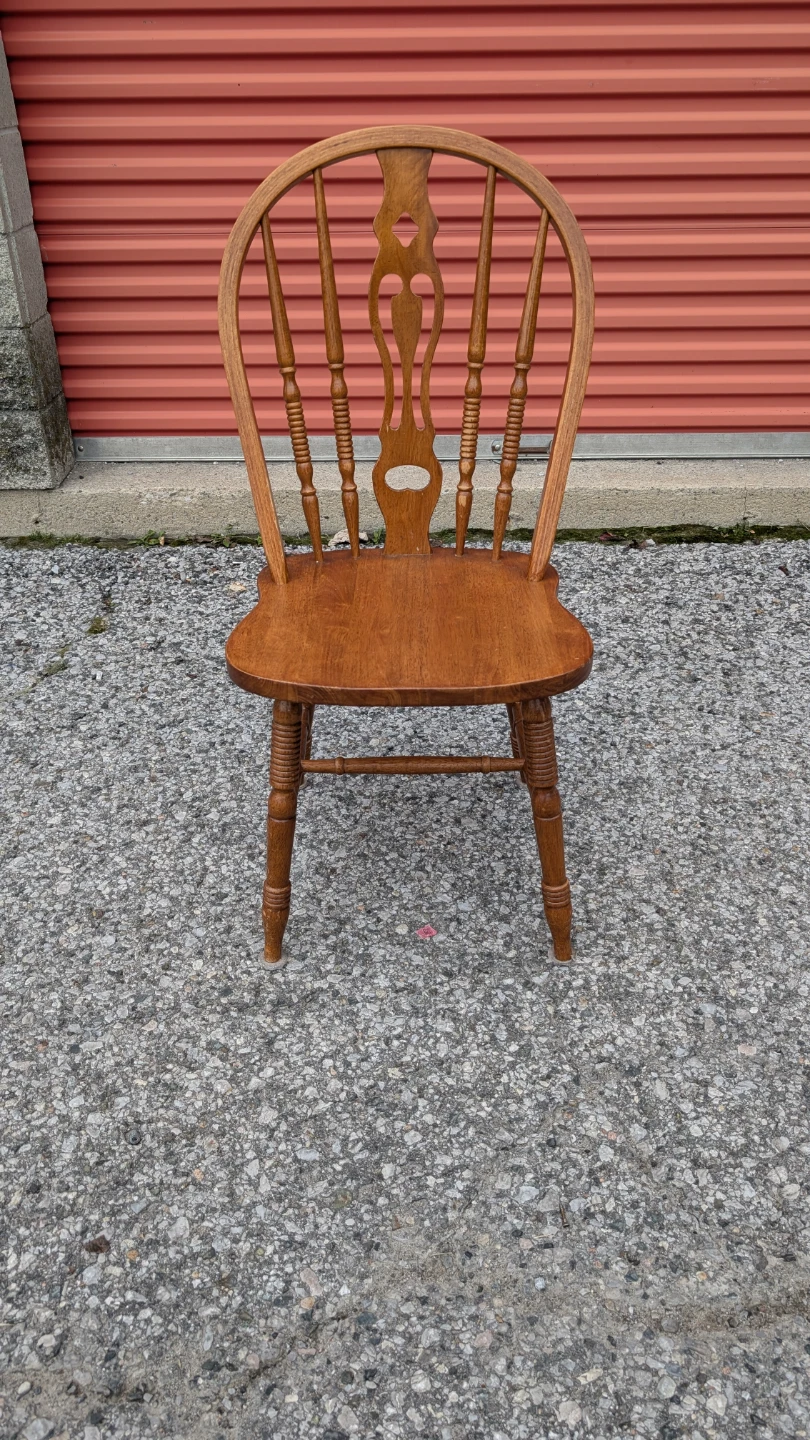 Classic Wooden Windsor Dining Chair