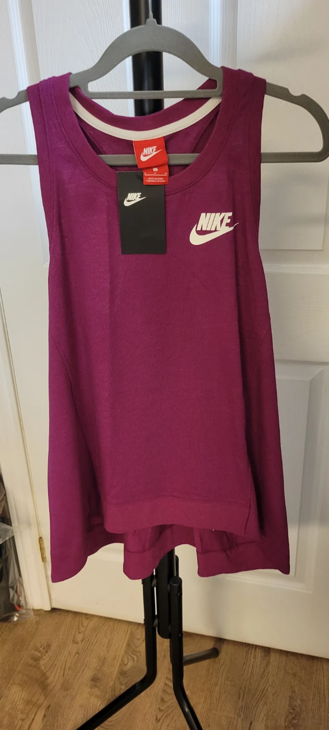 Nike drifit womens tank bnwt - photo 2