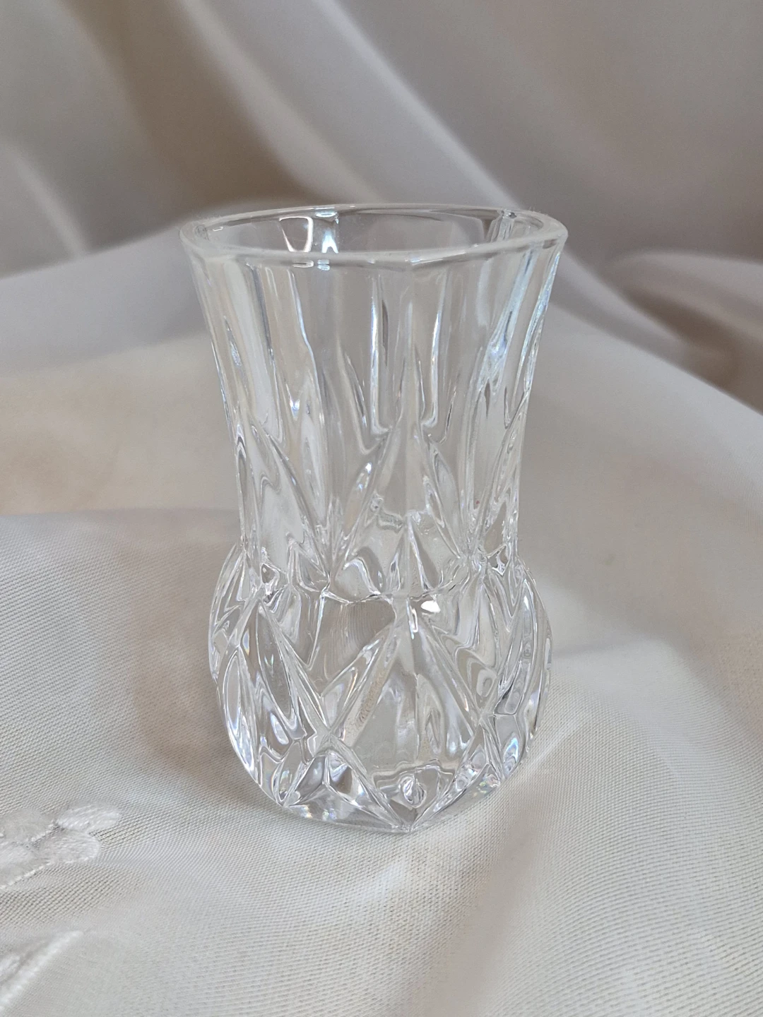 Beautiful Vintage Crystal 3 1/4" x 2" Little Posy Style...
