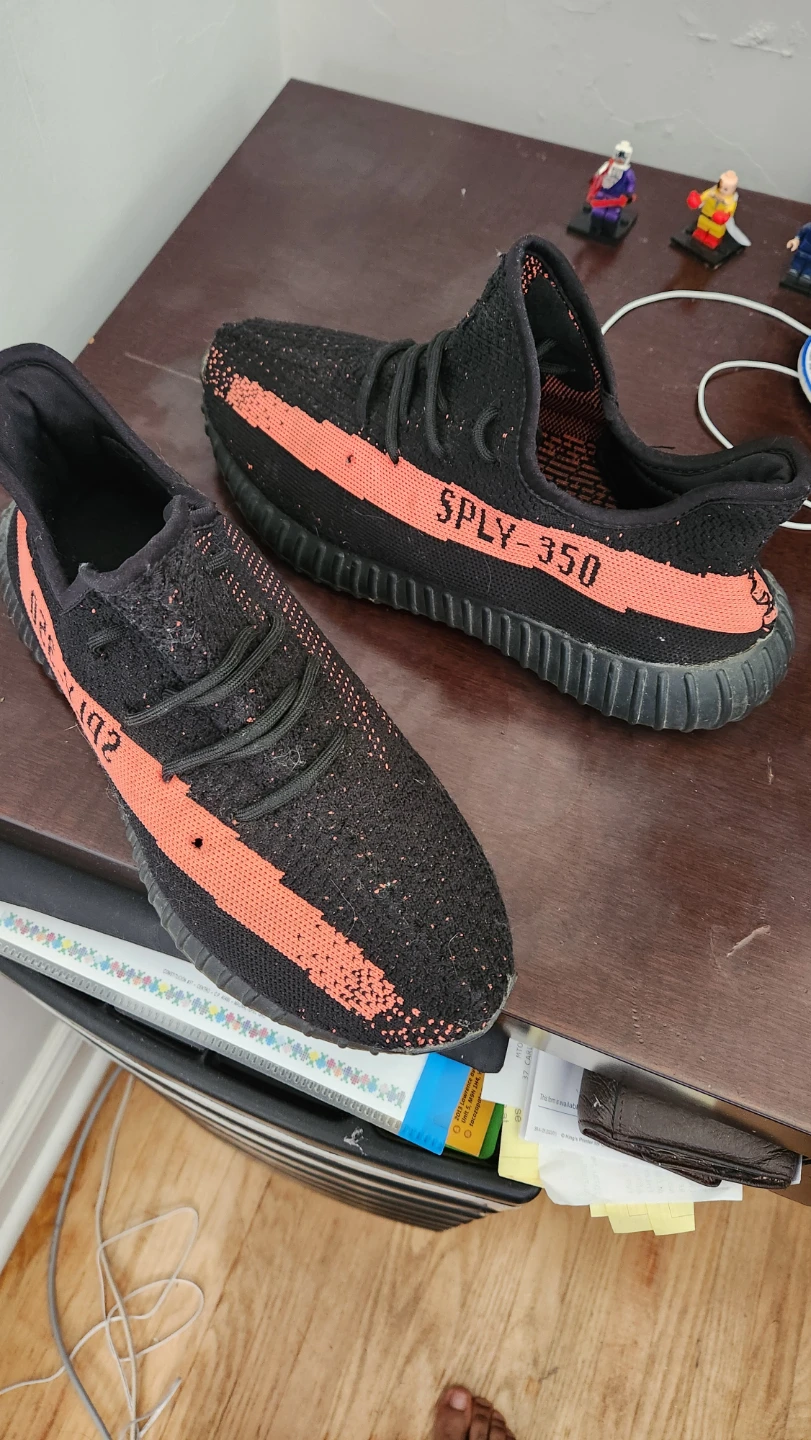 Adidas Yeezy Boost 350 V2 Core Black Red - photo 2