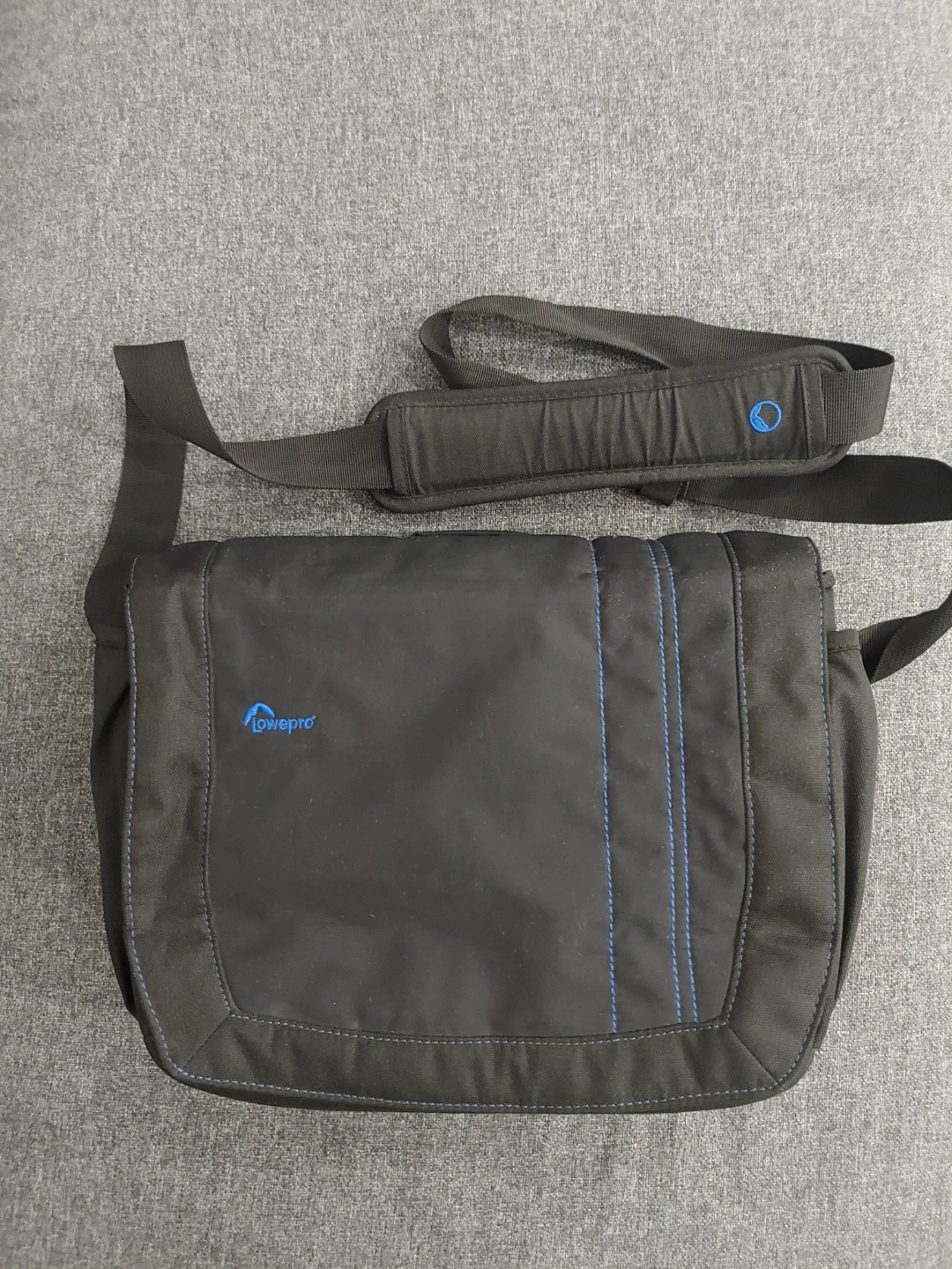 Lowepro Midtown 160 Camera Bag