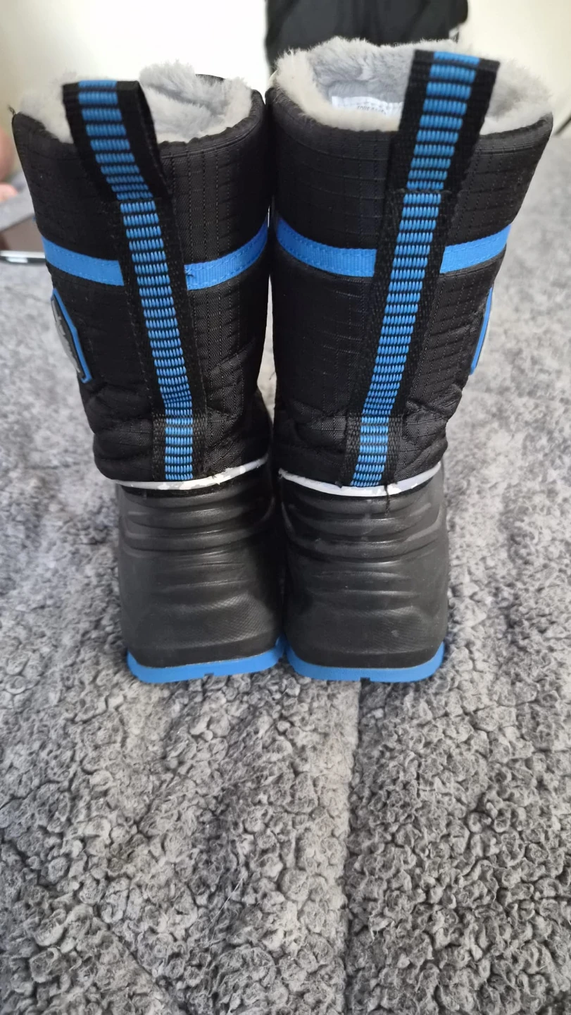 Eddie Bauer kids' winter boots, size 3 - photo 4