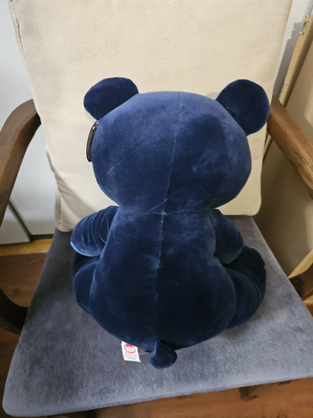 Canada's Wonderland Huggy Huggables Blue Bear - photo 2