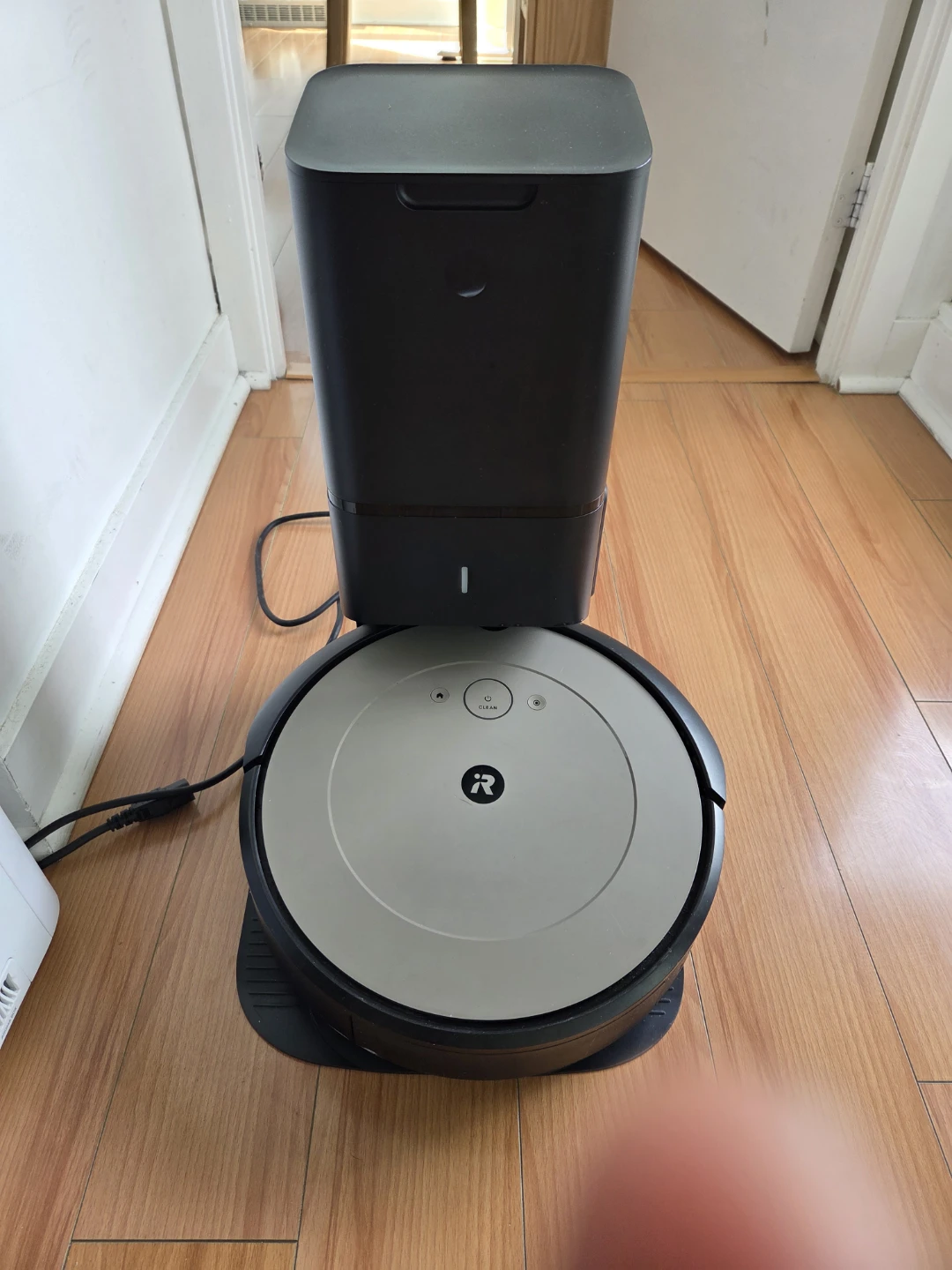 iRobot Roomba i3+ Robot Vacuum