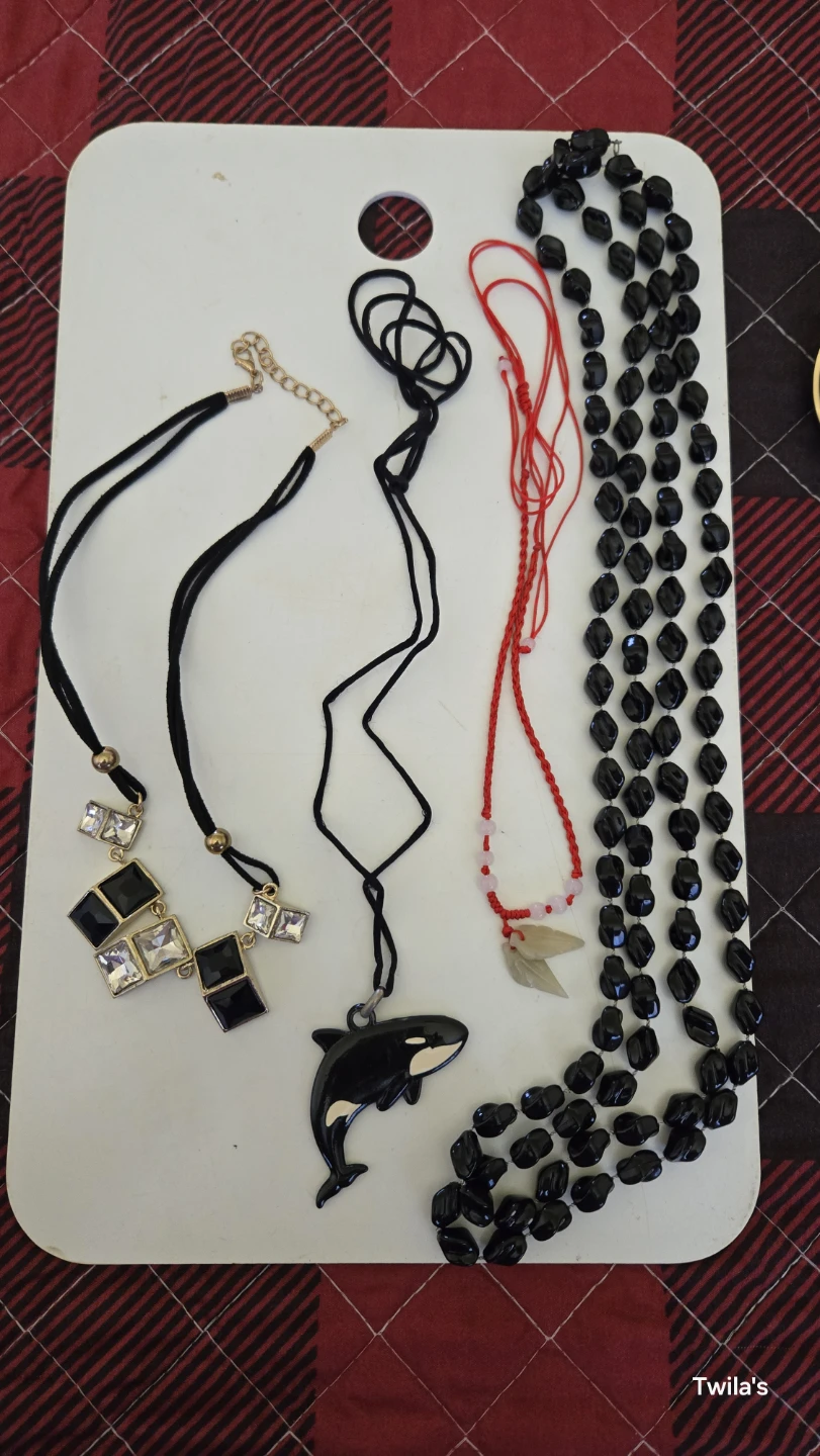 Assorted Fashion Jewelry Collection - photo 3
