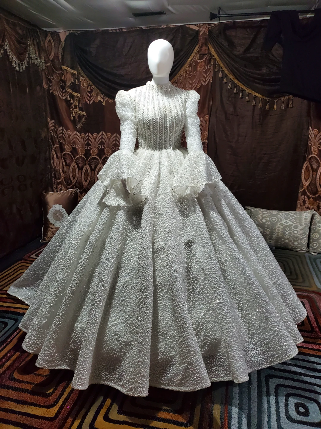 White wedding dress - photo 5