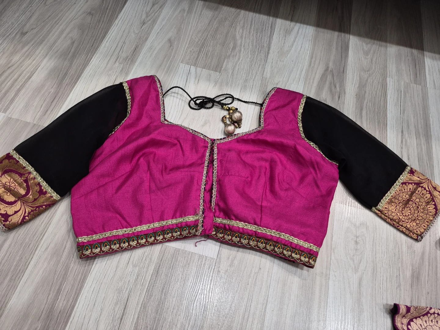 Pink and Black Embroidered Lehenga Choli Set - photo 2