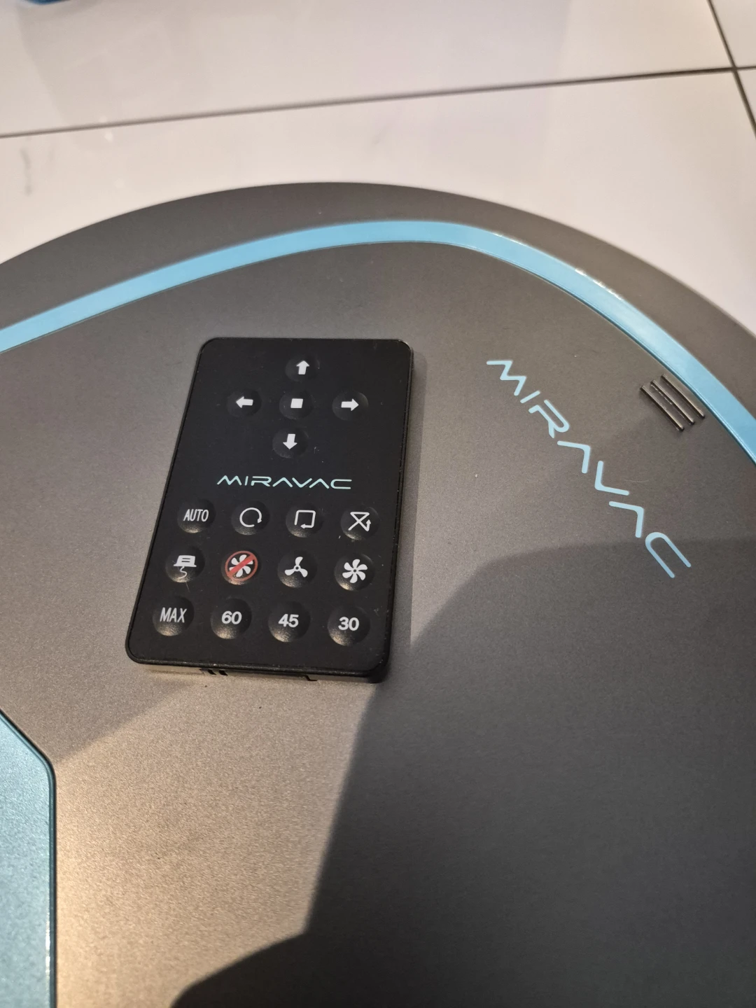 Miravac Robot Vacuum with Remote - photo 5