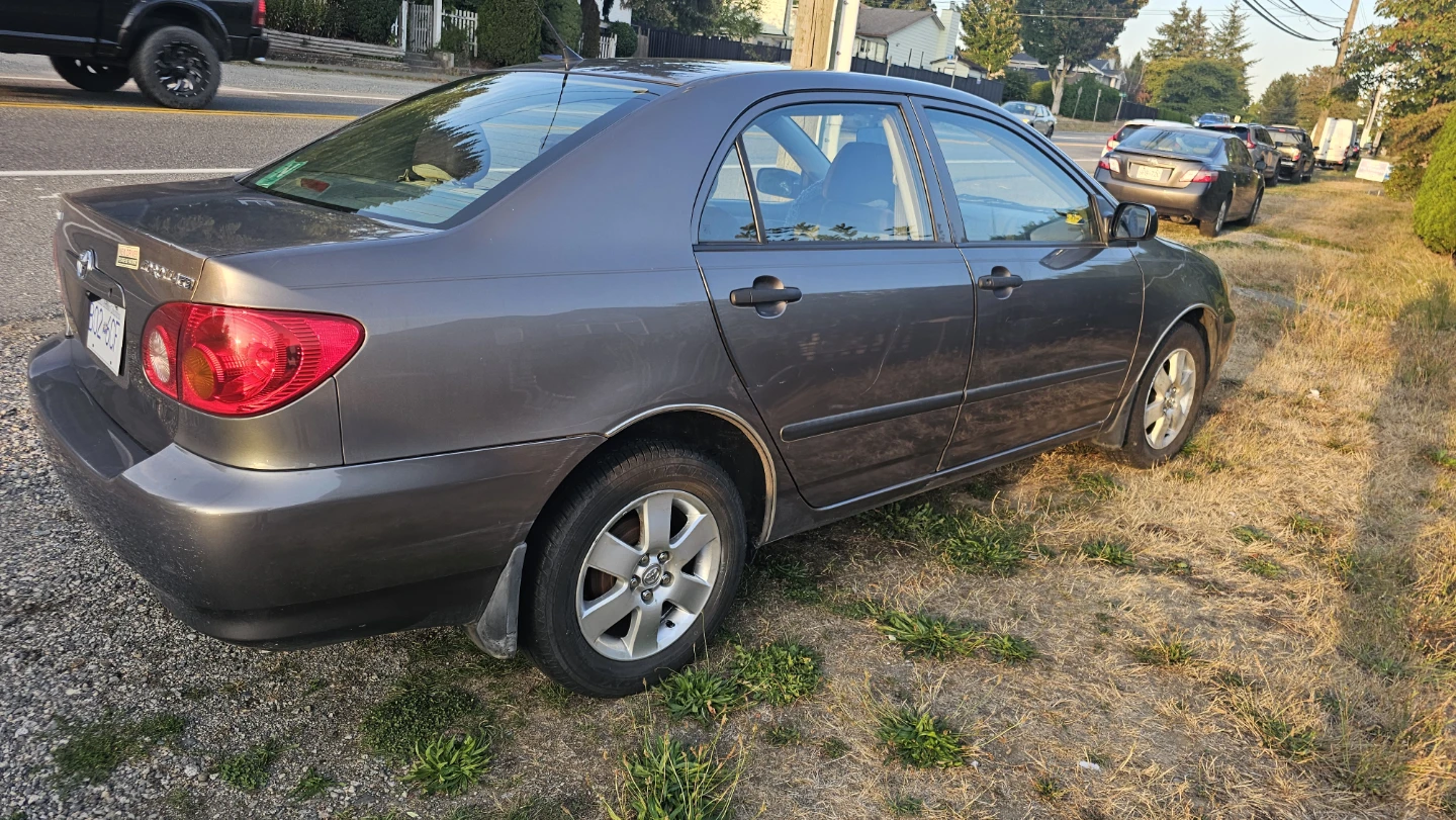 Toyota Corolla 2003 - photo 3