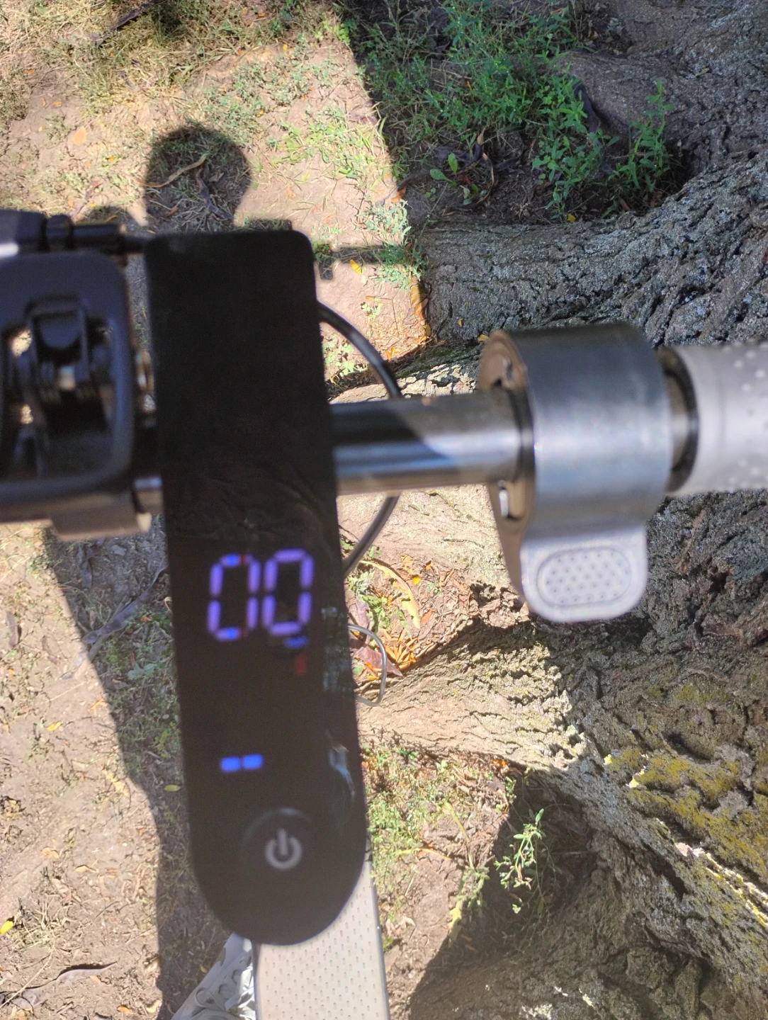 Maxshot V7 electric scooter - photo 3