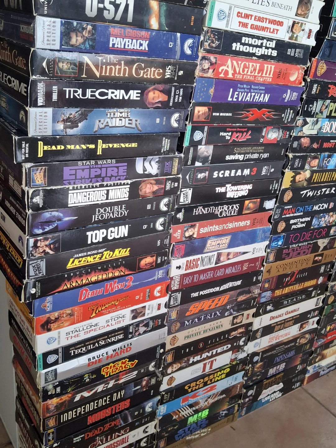 Large Collection  Vintage VHS Movie Tapes - photo 4