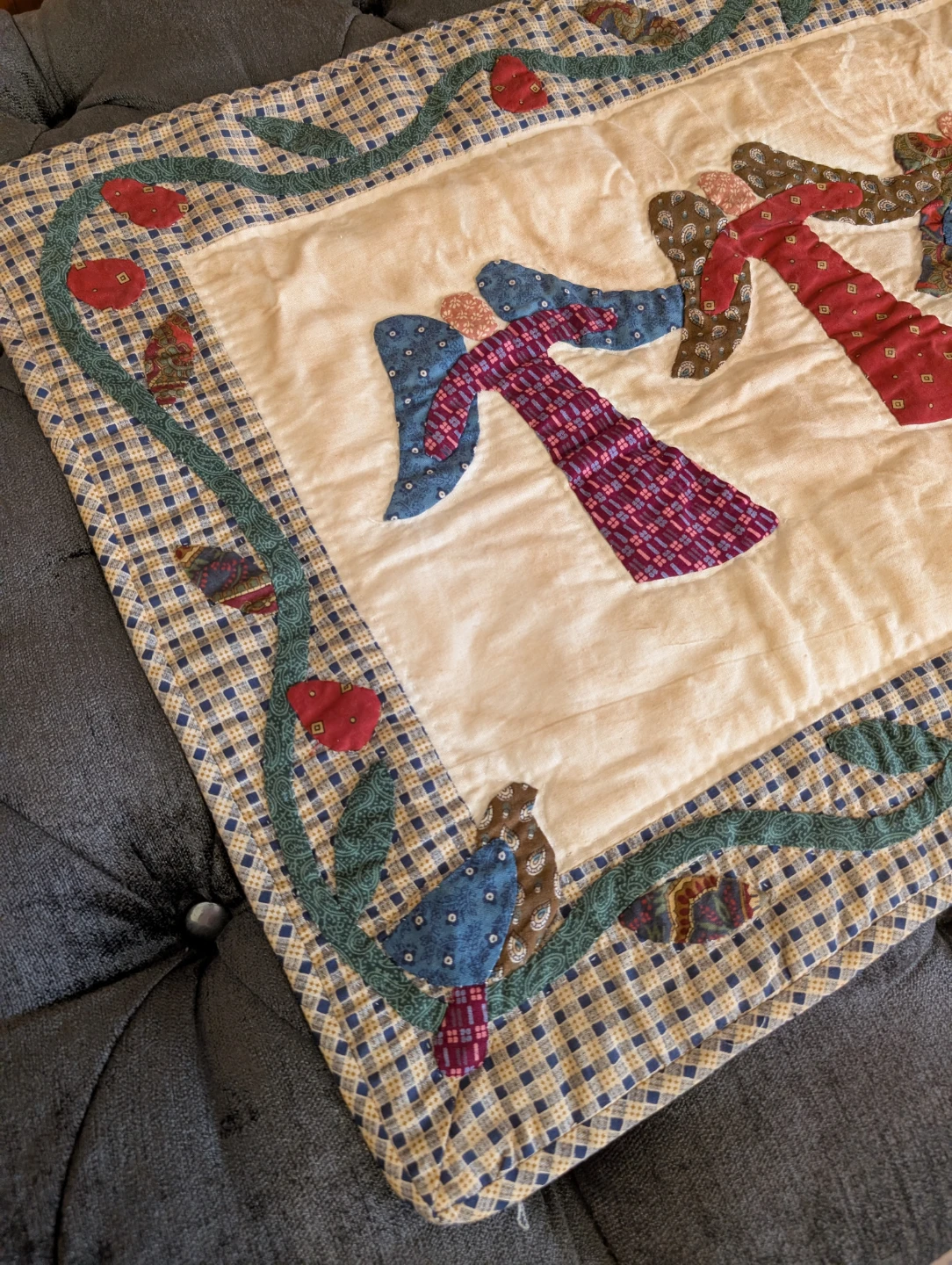 Angel table runner - photo 3