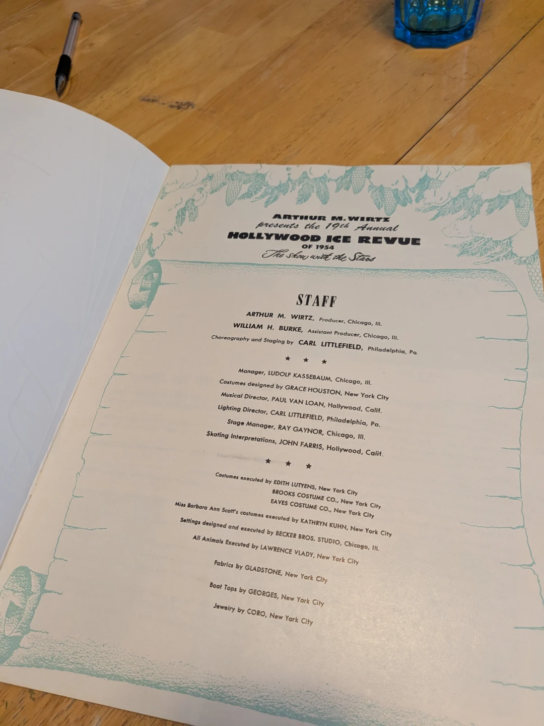 1954 Hollywood Ice Revue Program - photo 3