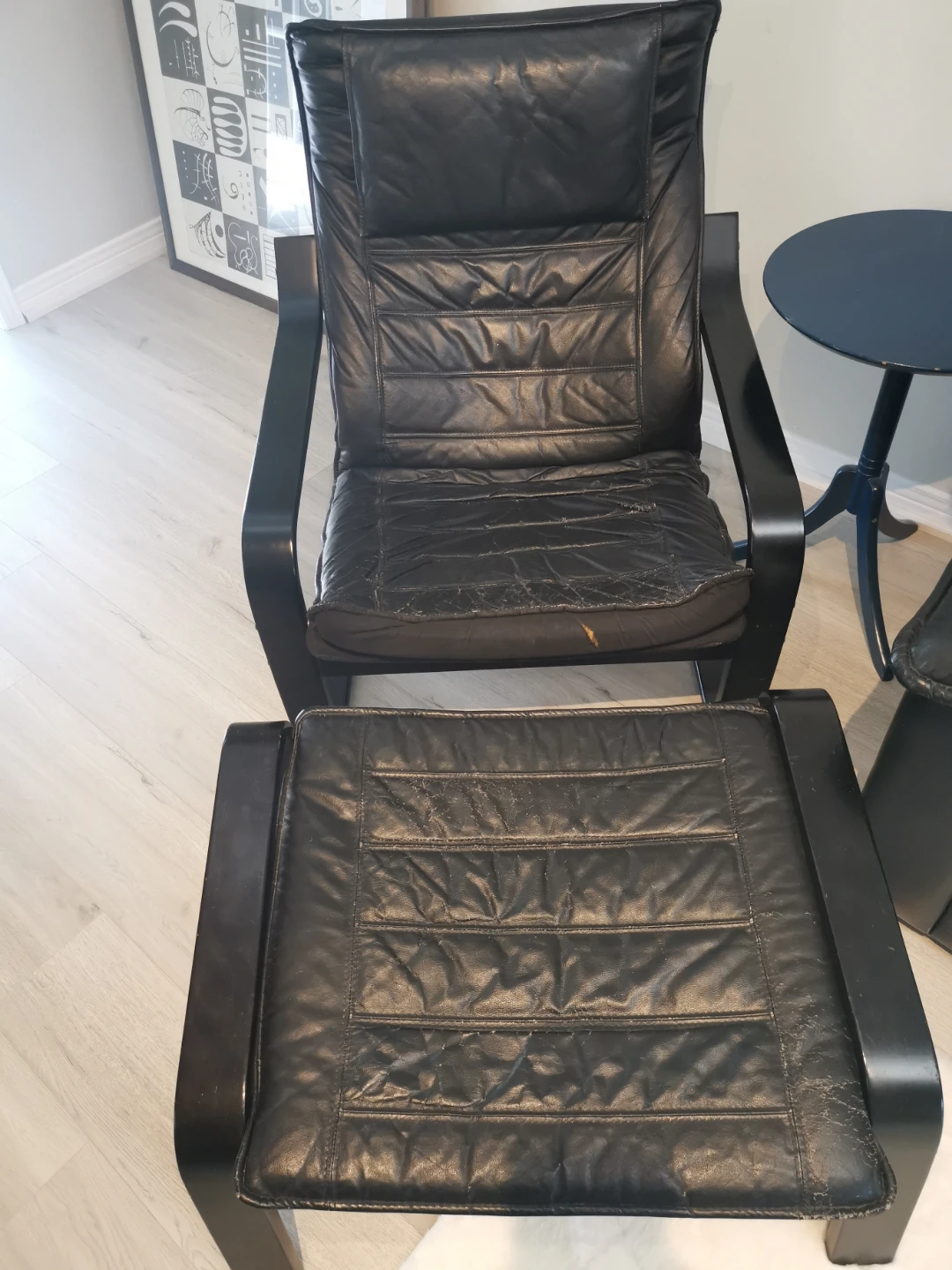 arm chair with foot stool