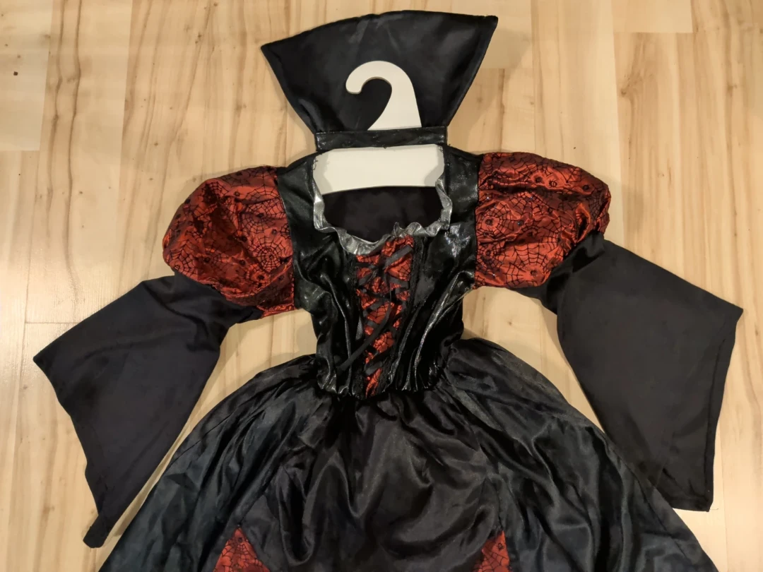 Vampire/Witch Halloween Costume - photo 2