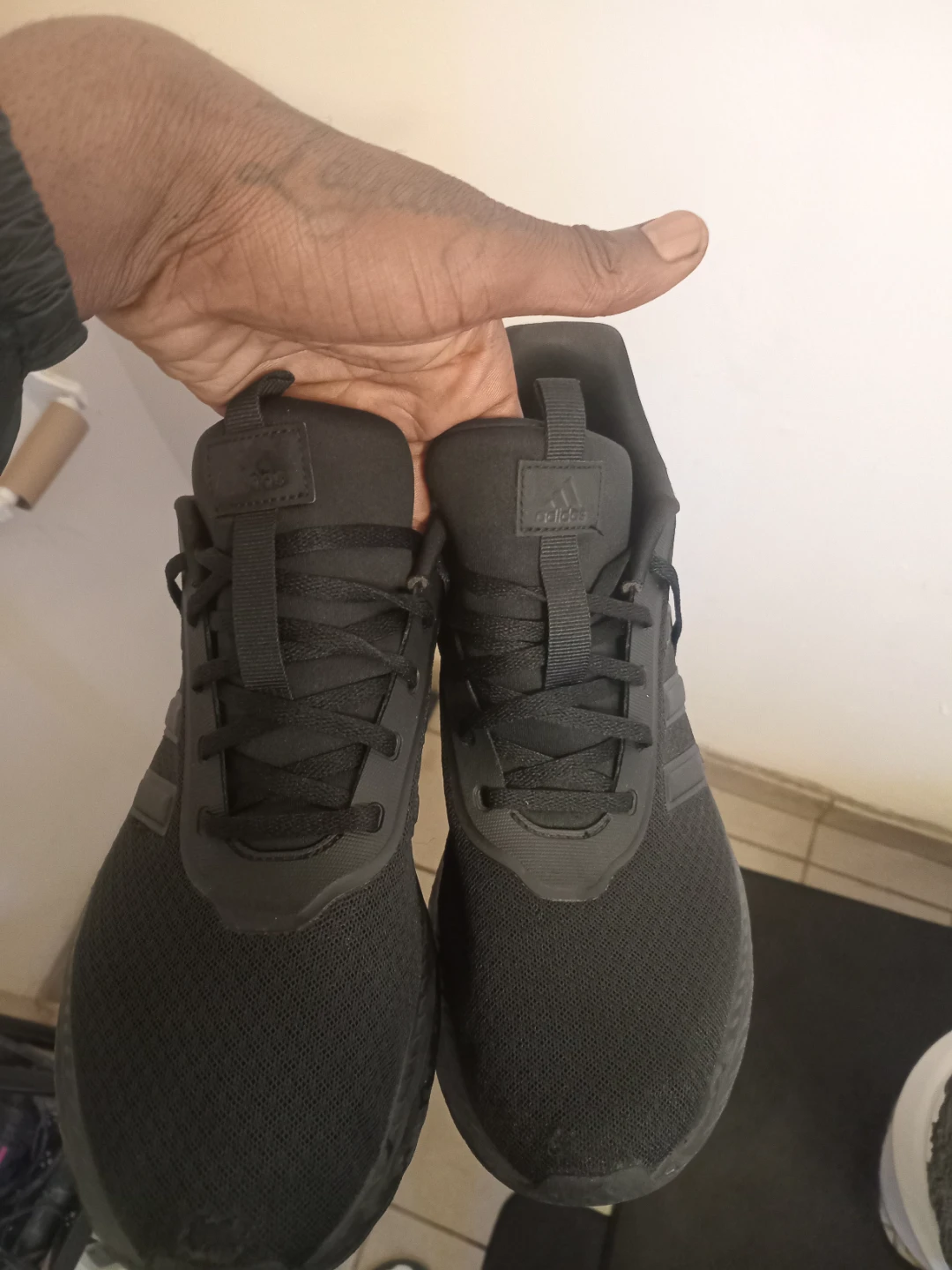 Size 11 addidas - photo 5