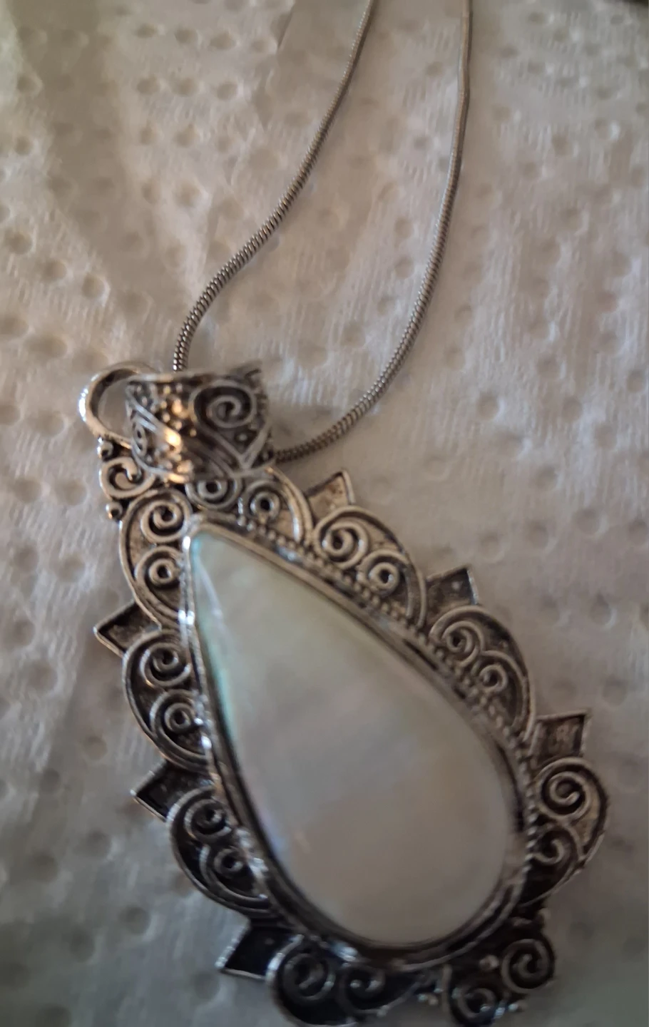Three assorted fashion necklaces - photo 5