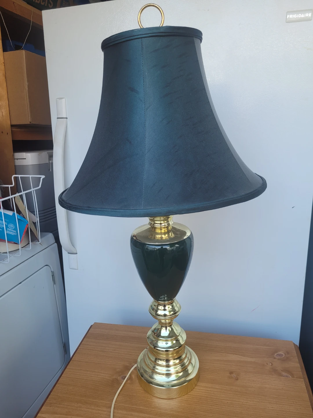 Table Lamp with Dark Green Shade and Gold Base - photo 2
