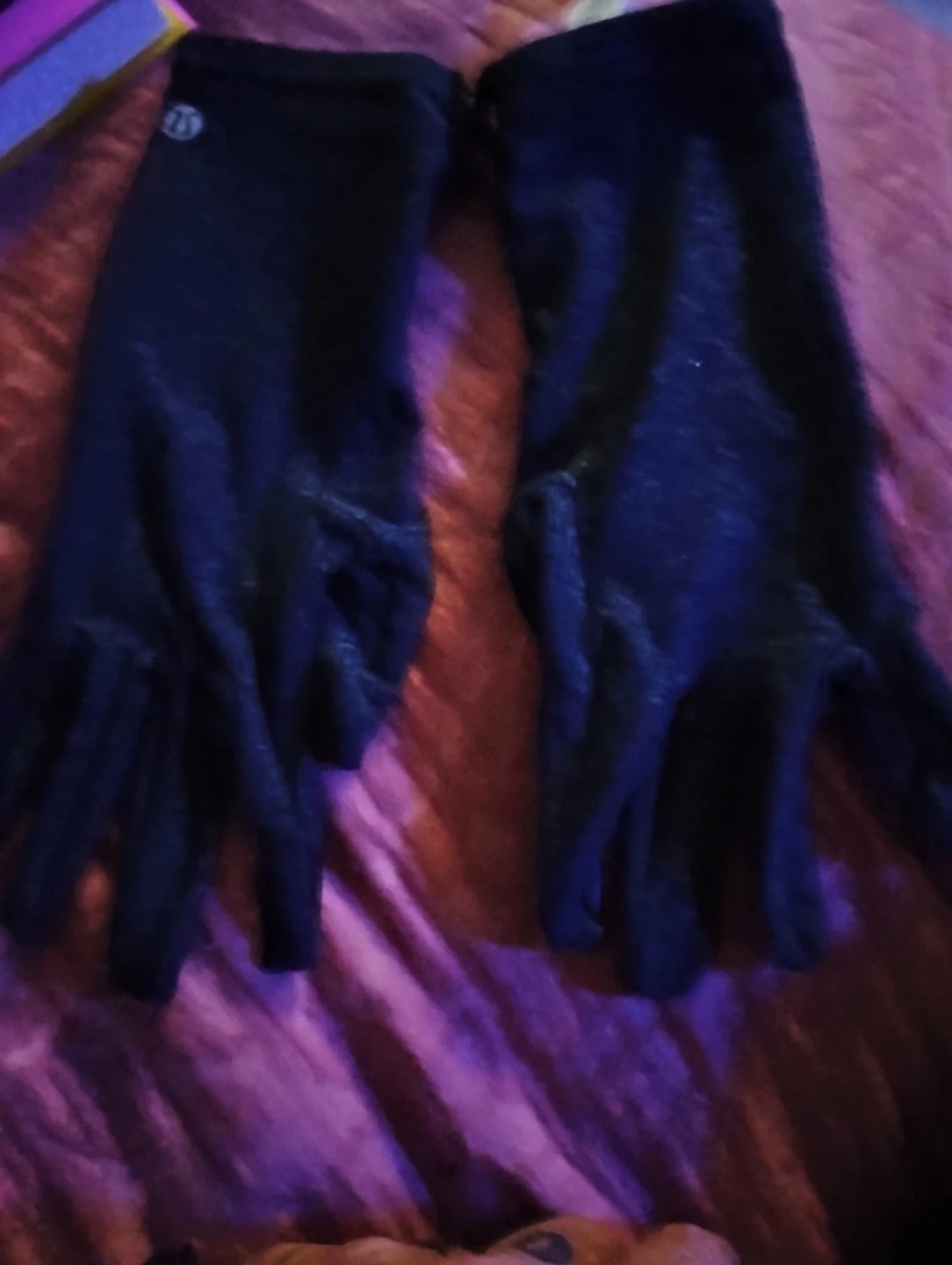 Lululemon Running Gloves - photo 3