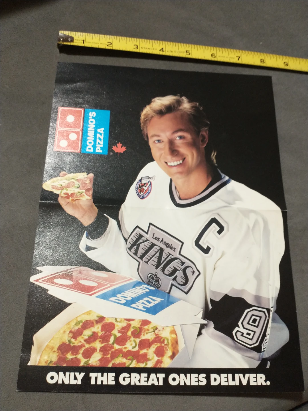1993 Wayne Gretzky Domino's Pizza Advertising Flyers - photo 3