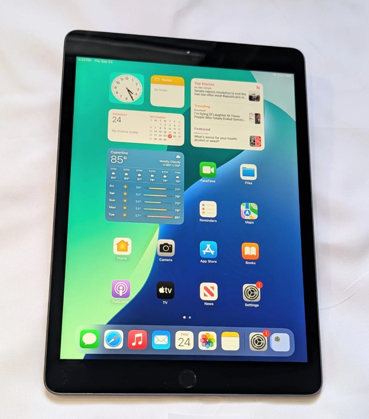 APPLE iPad 7 10.2 inch 128GB WIFI PLUS 4G CELLULAR UNLOCKED