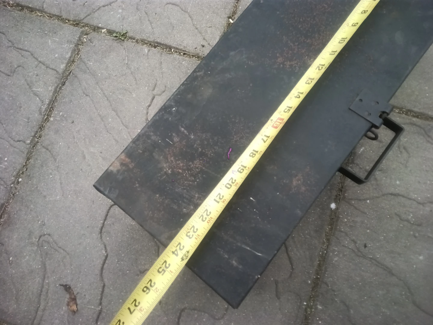 Vintage Metal Toolbox - photo 3