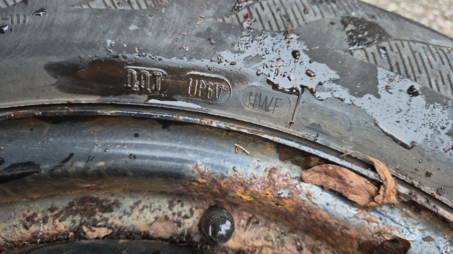 $250 Toyo Winter Tires 215/65R16 - set of 4. - photo 4