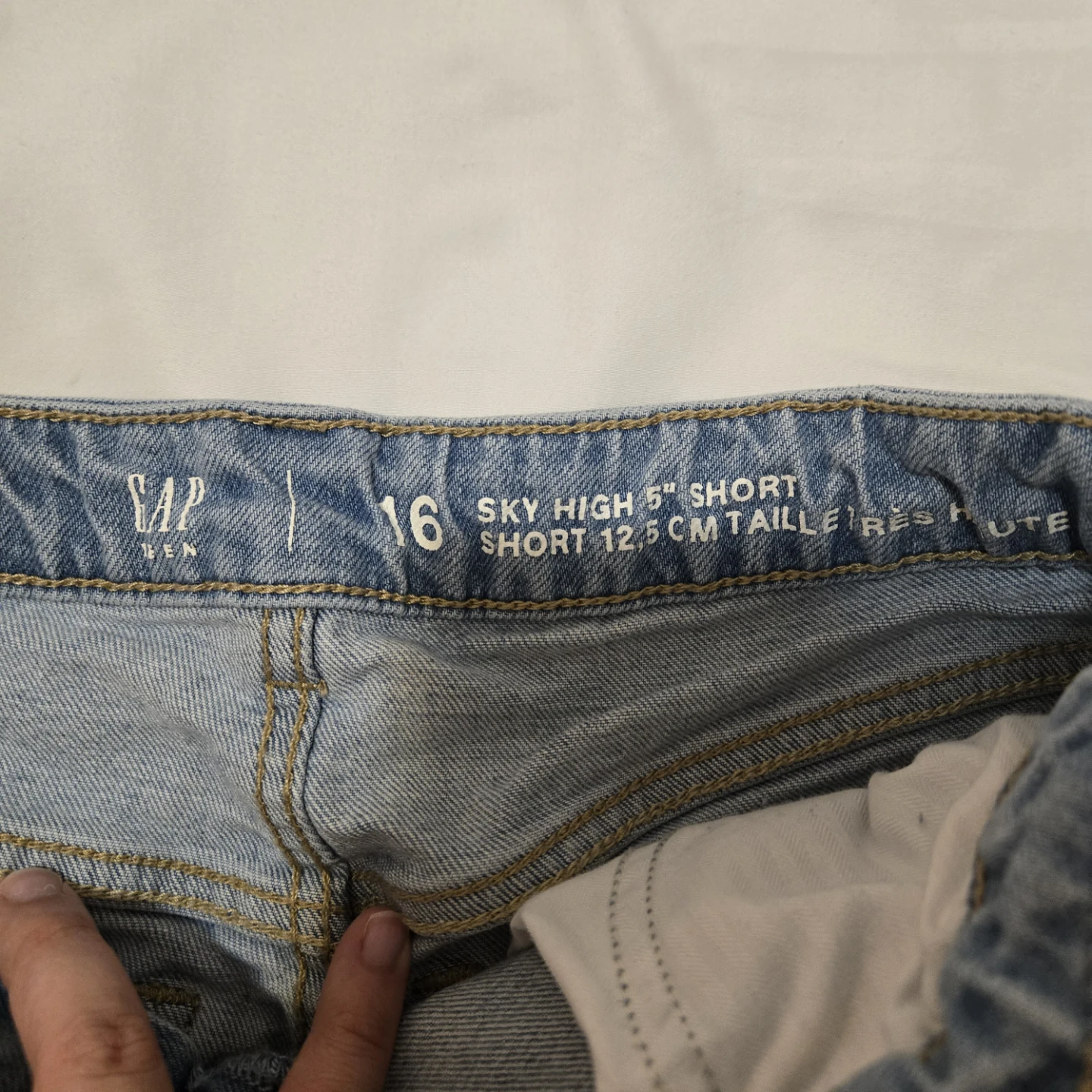 Denim Jean shorts - Gap and BCBG - photo 5
