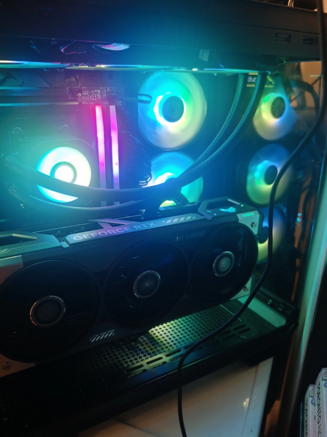Ryzen 7950x with rtx 5080 pc 32gb ram
