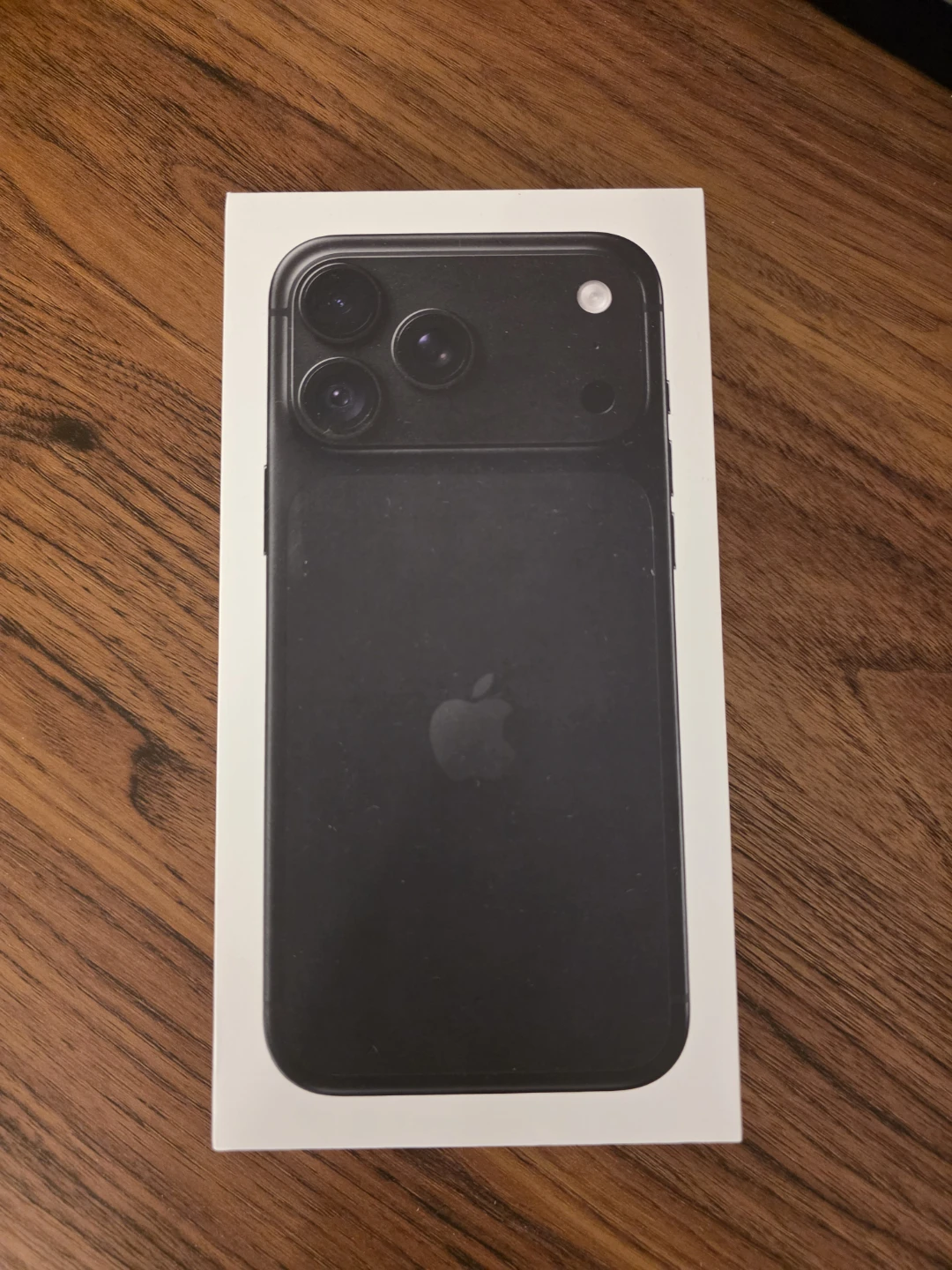 📱 Brand New iPhone 18 Pro Max 256GB – Black – Factory Sealed