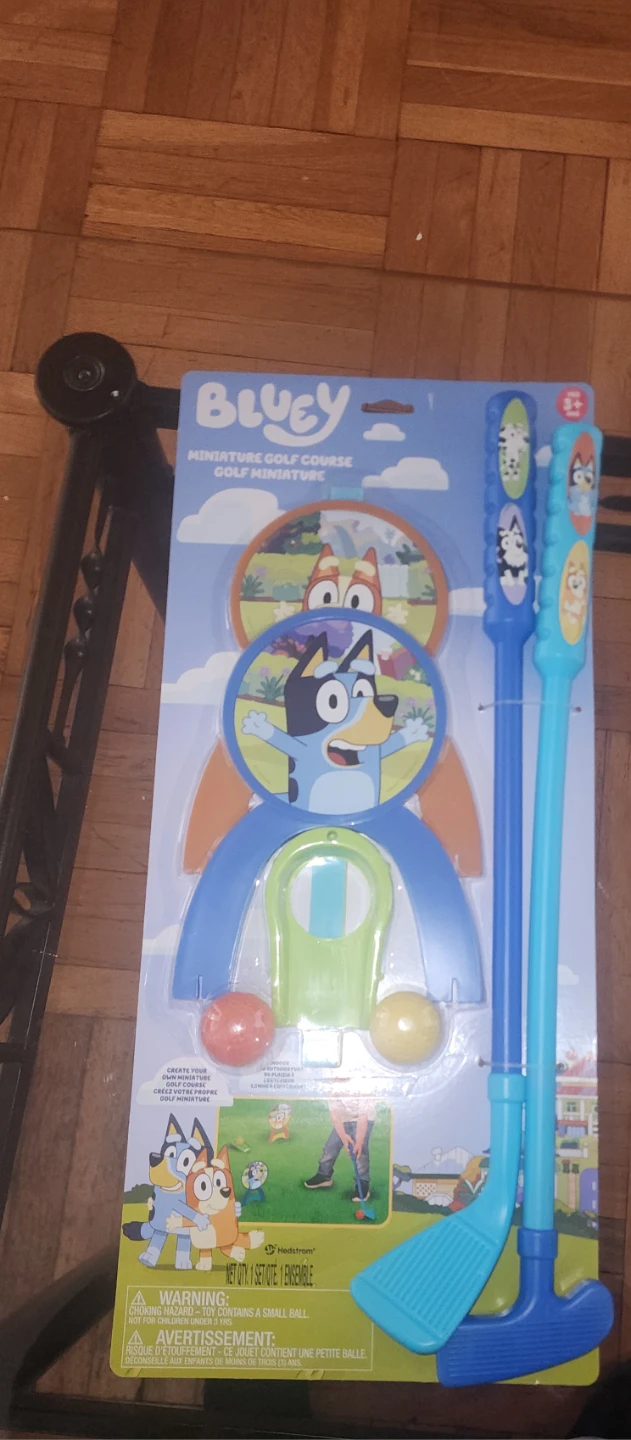 Bluey Miniature Golf Course Toy Set - photo 3