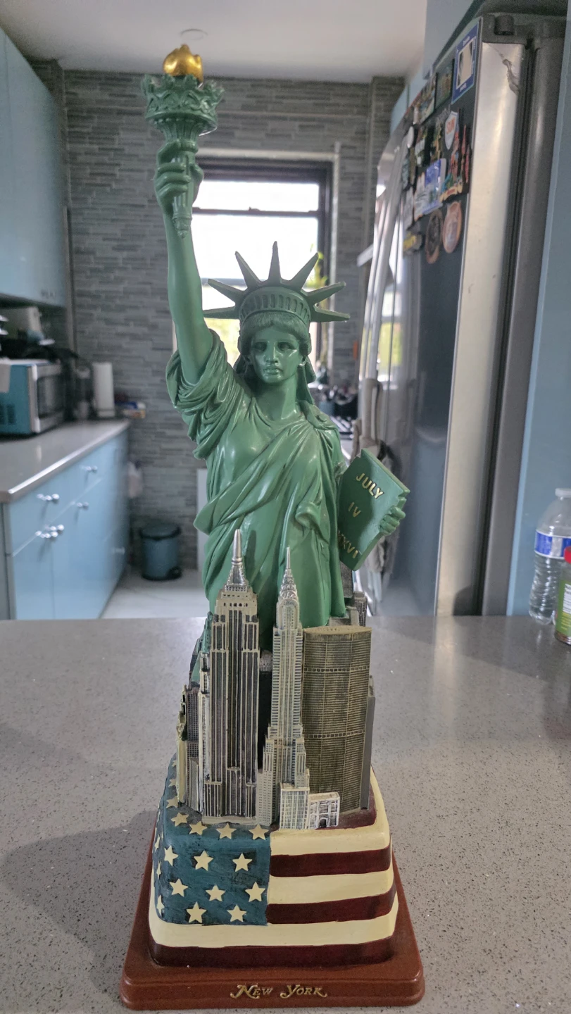 Statue of liberty souvenir