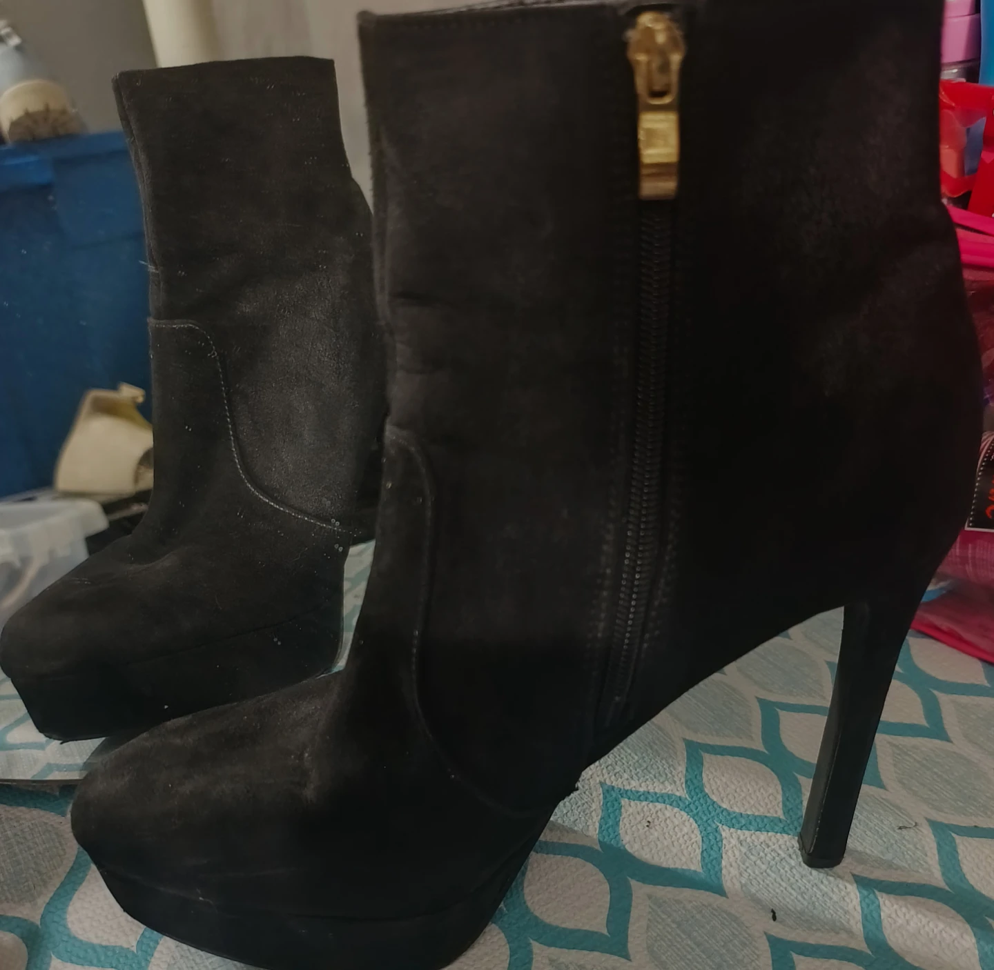Heels/Boots/Winter Boots