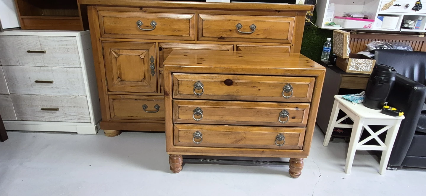 Cristina Drexel Heritage Solid Wood Credenza/Dresser