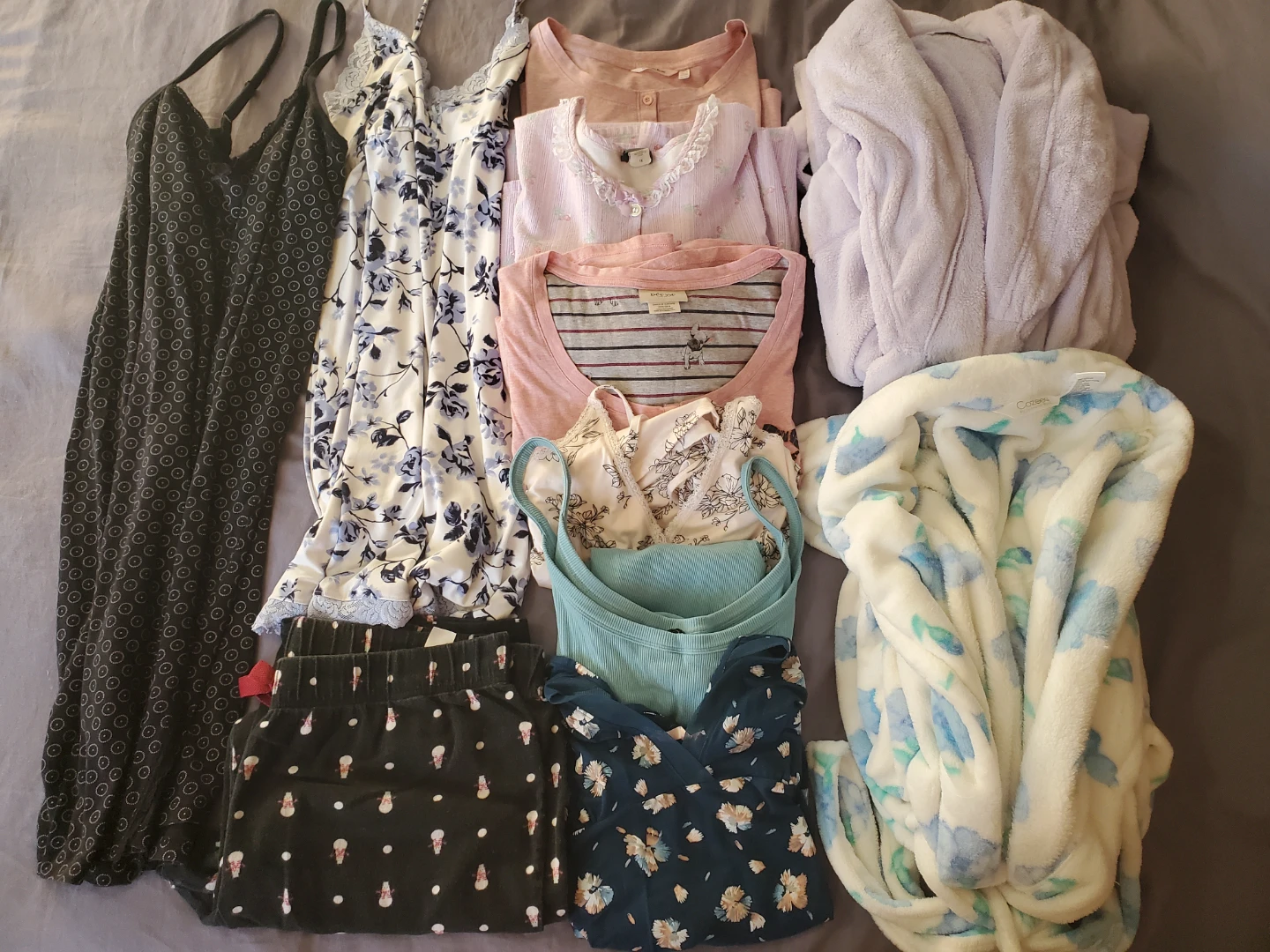 11-Piece Women's Sleepwear and Loungewear Bundle, Sizes XL-2X 🏈