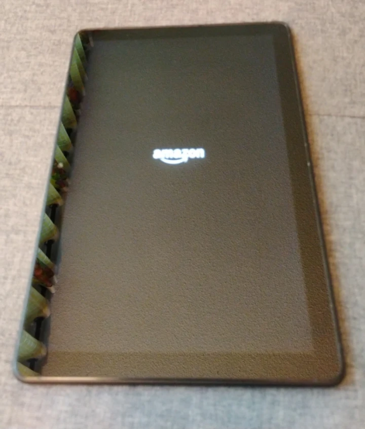 Amazon Fire Tablet - photo 4