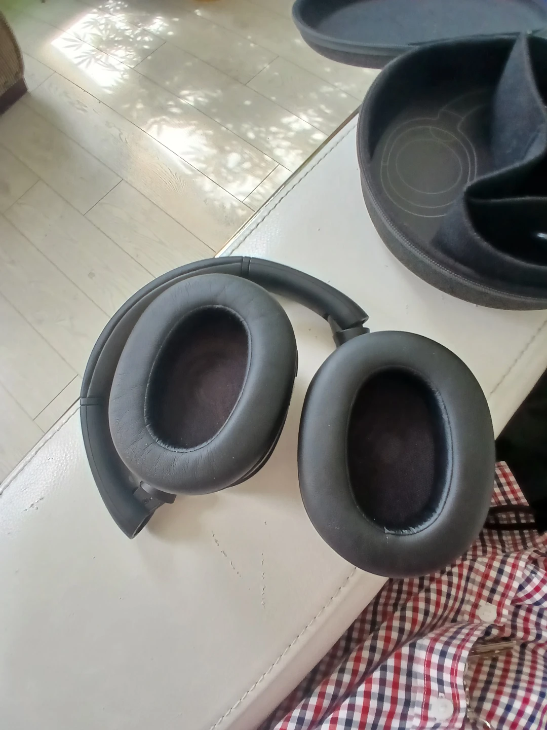Sony ULT Wear Wireless Headphones - photo 3