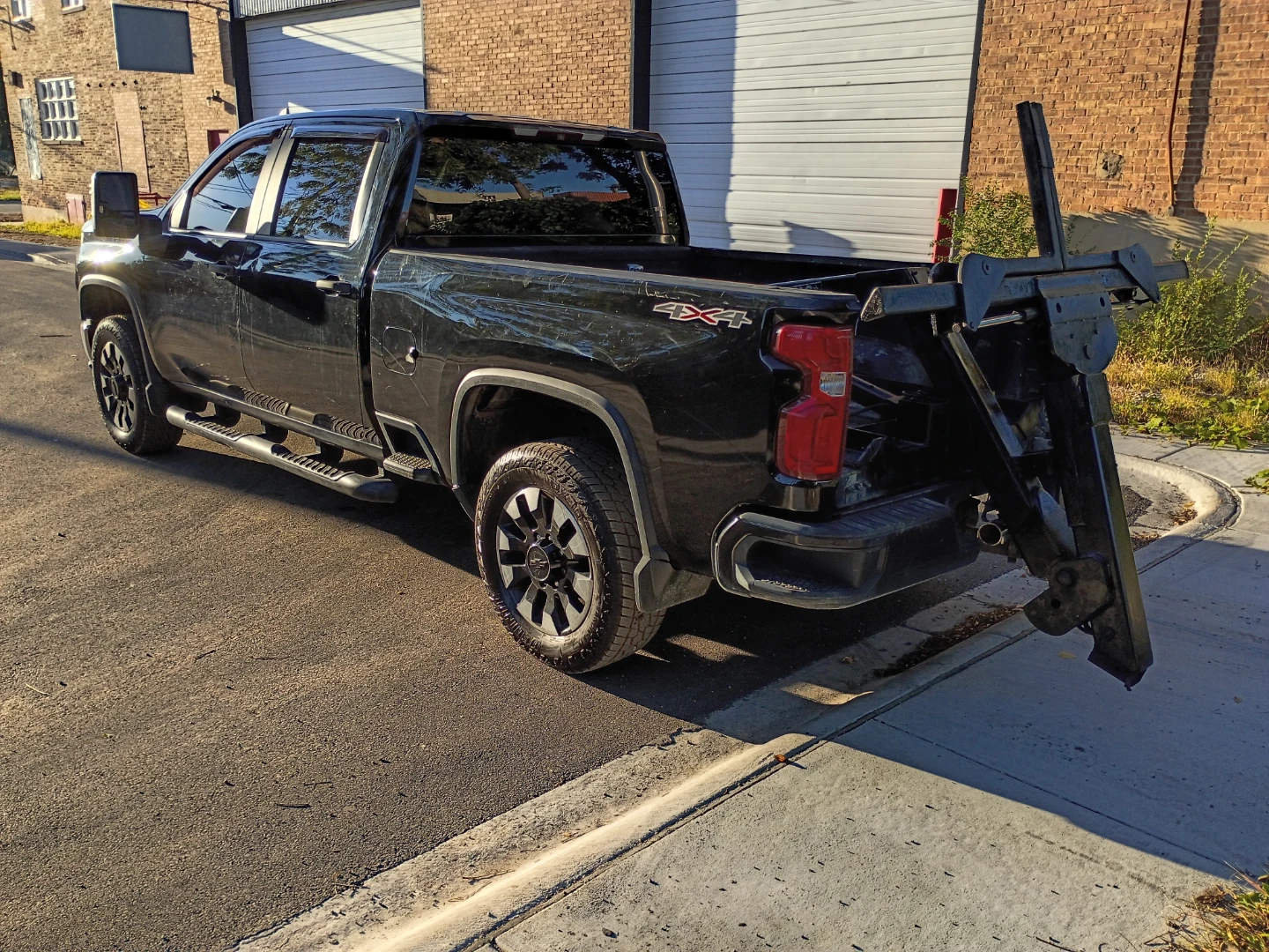 Chevrolet Silverado tow truck - photo 2