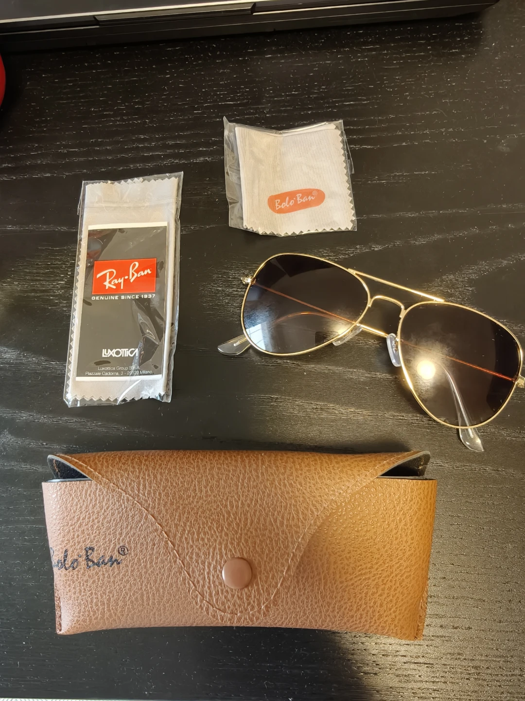 Ray-Ban Aviator Sunglasses with Case