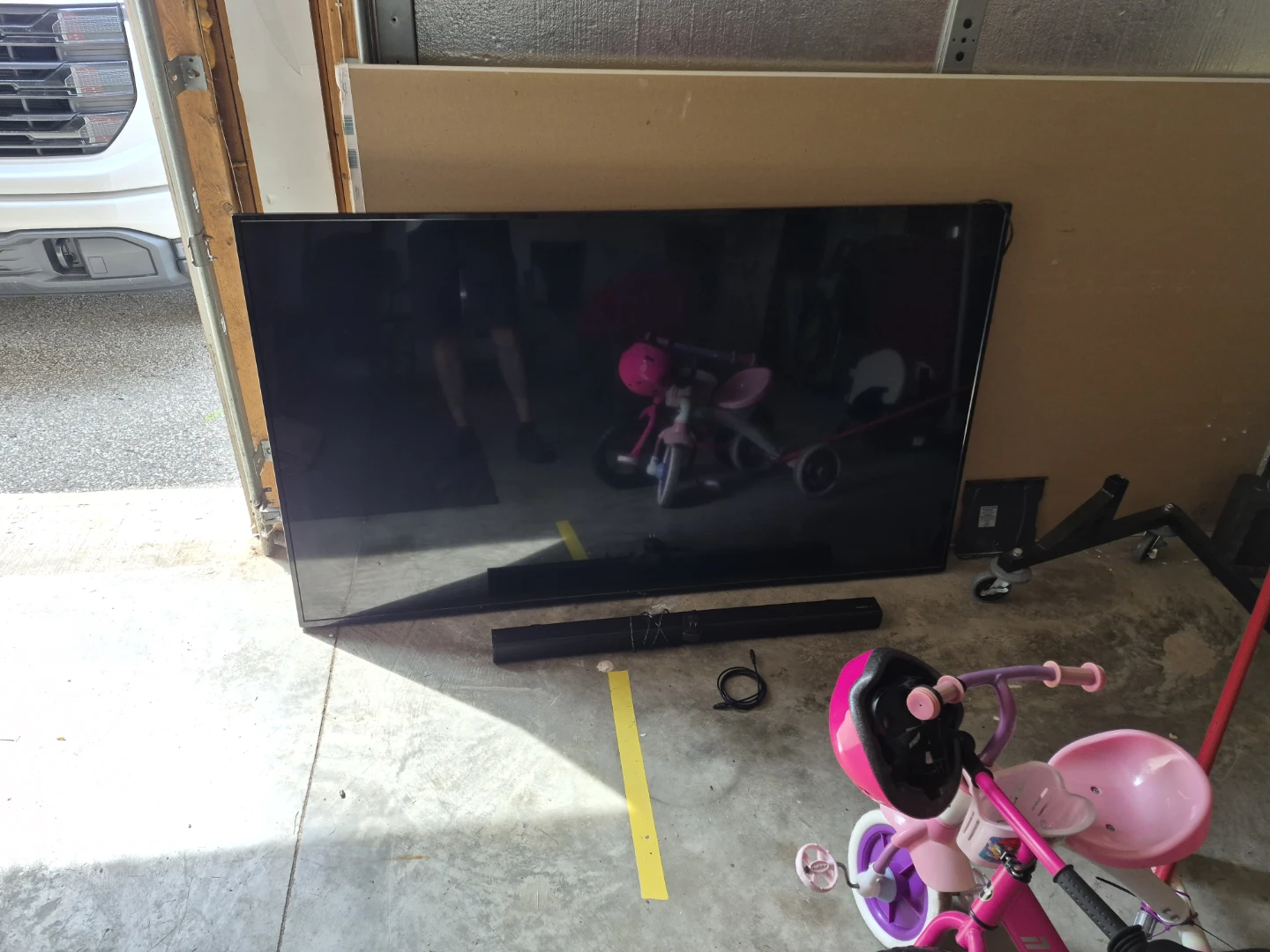 RCA 75-inch 4K Ultra HD Smart LED TV