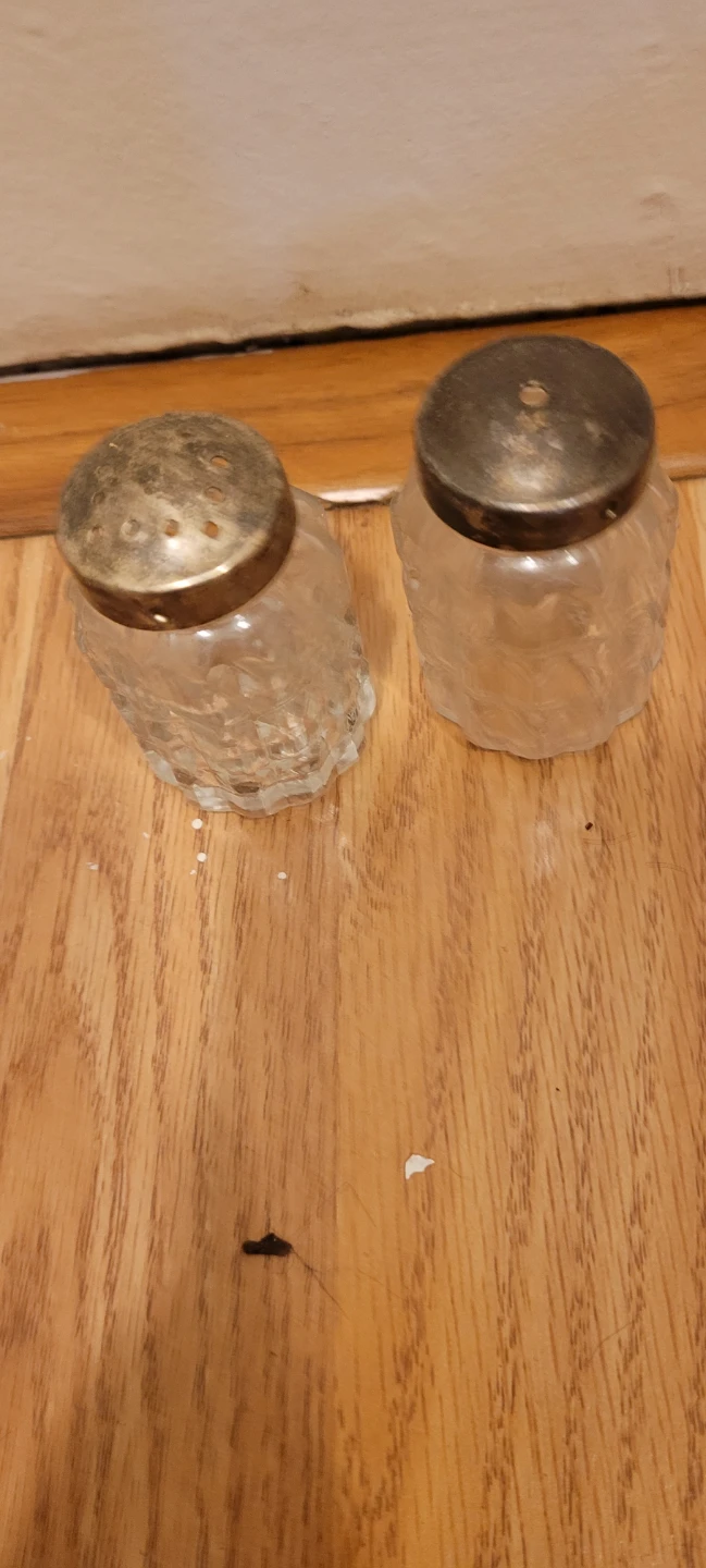 Vintage Crystal Cruet and Shaker Set - photo 4