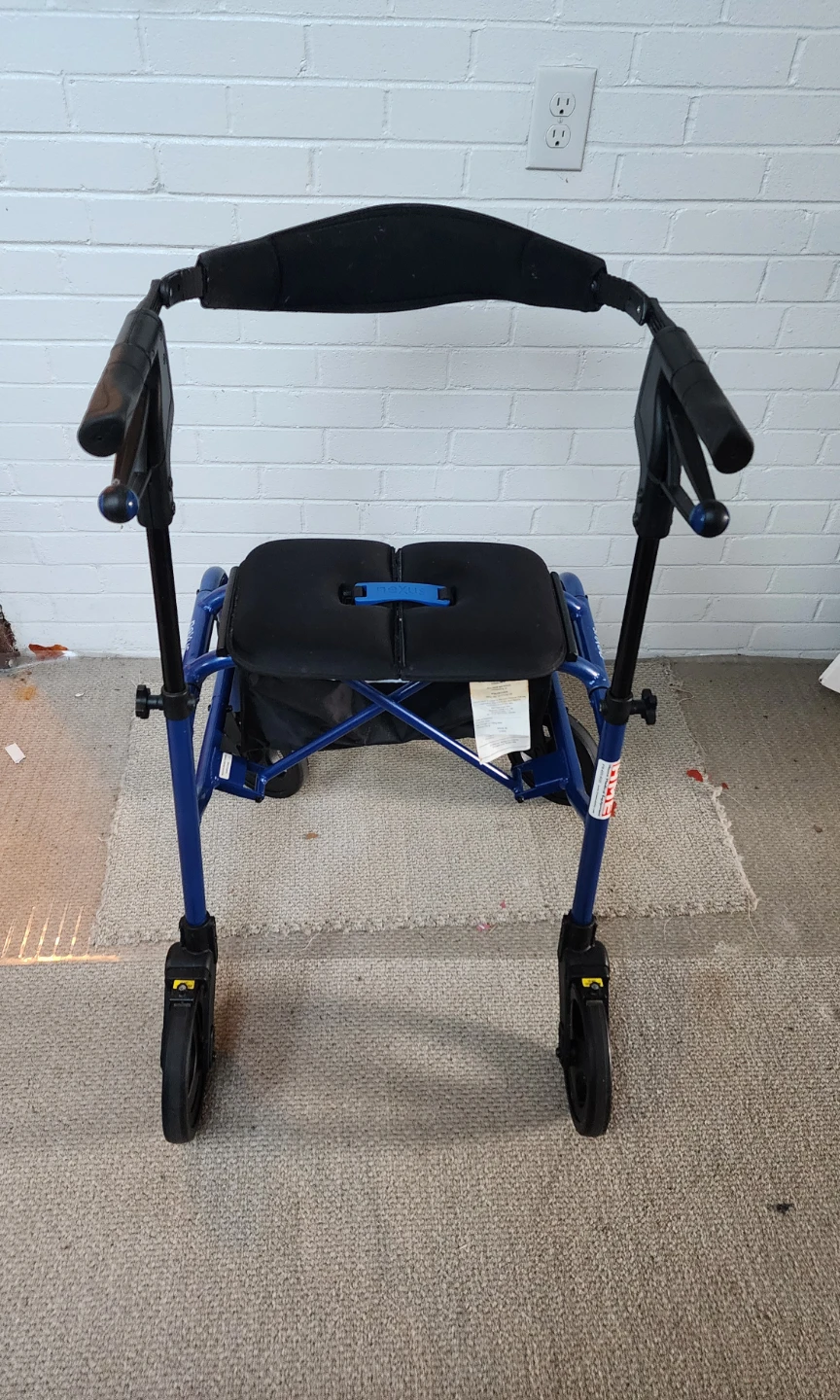 Nexus 3 Rollator – Lightweight Cable-Free Walker - photo 4